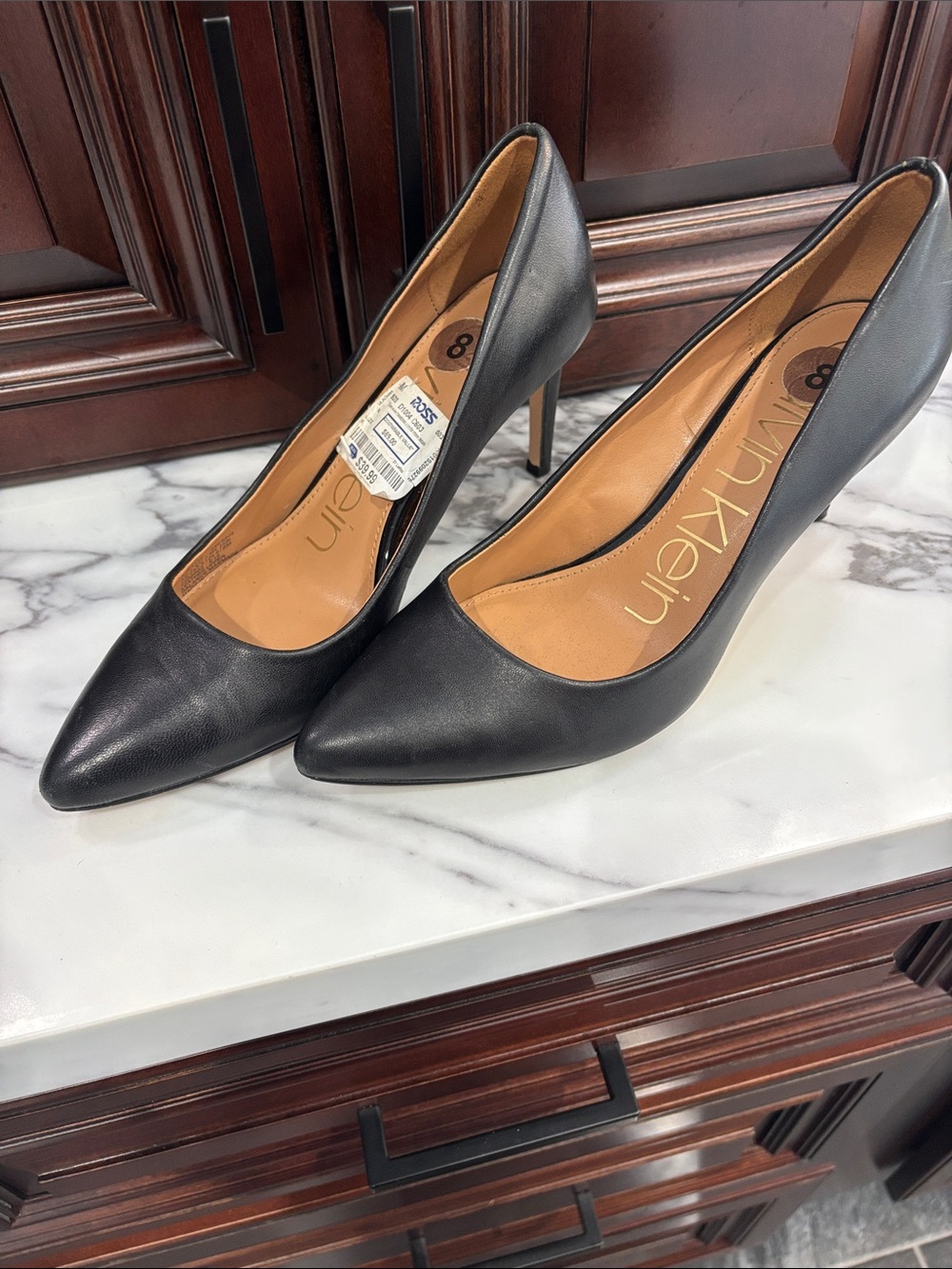 Calvin Klein Women's Black Pointed-Toe Leather Pumps
